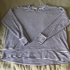 Aerie Lightweight Crew Neck EUC